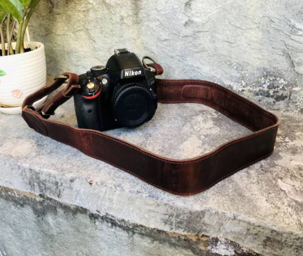 Handmade Leather DSLR Camera Strap, Padded Leather Camera Accessories for Photographers, Personalized Gift For Men and Women - Image 3